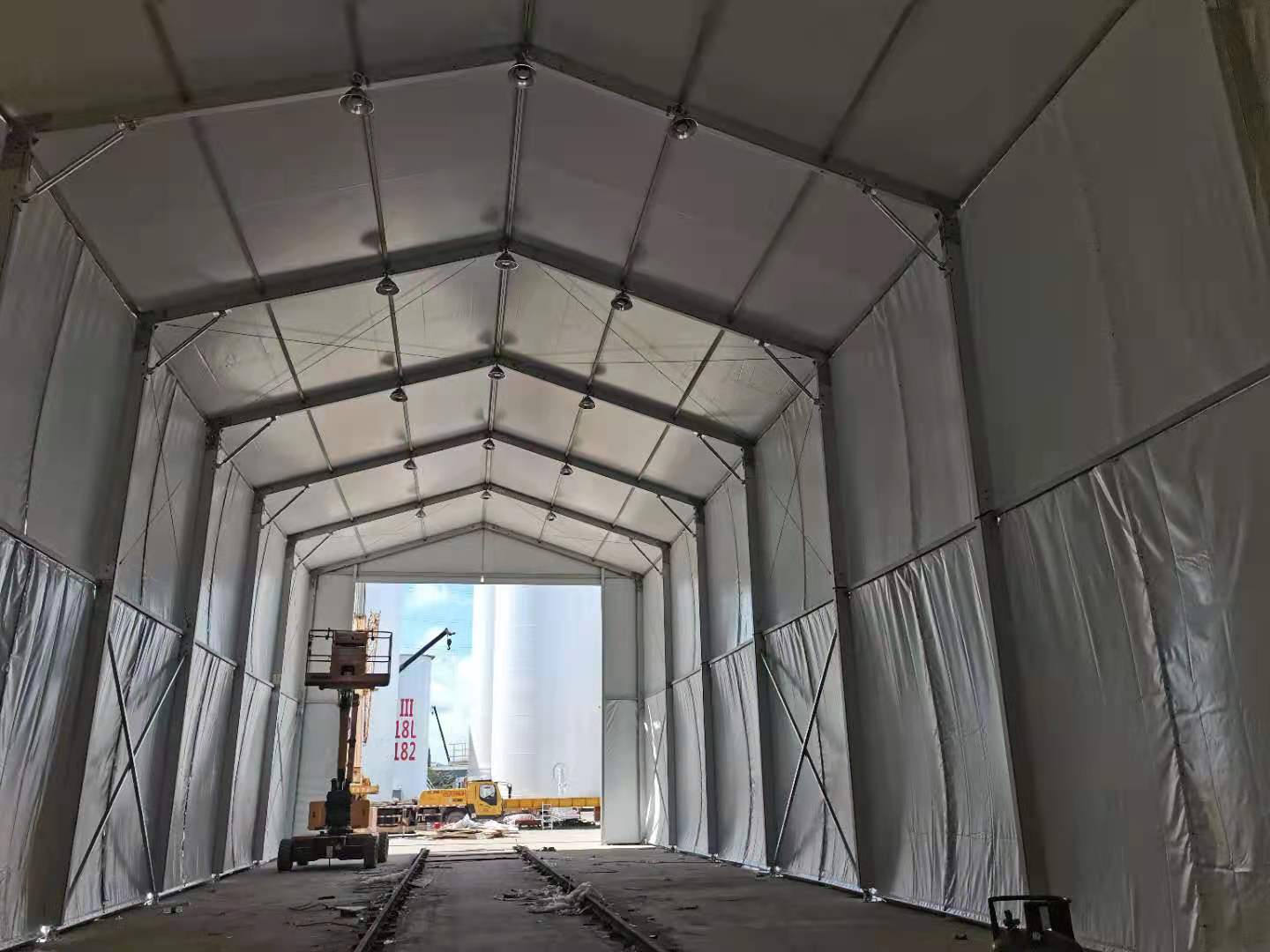 10米高倉(cāng)儲(chǔ)篷房